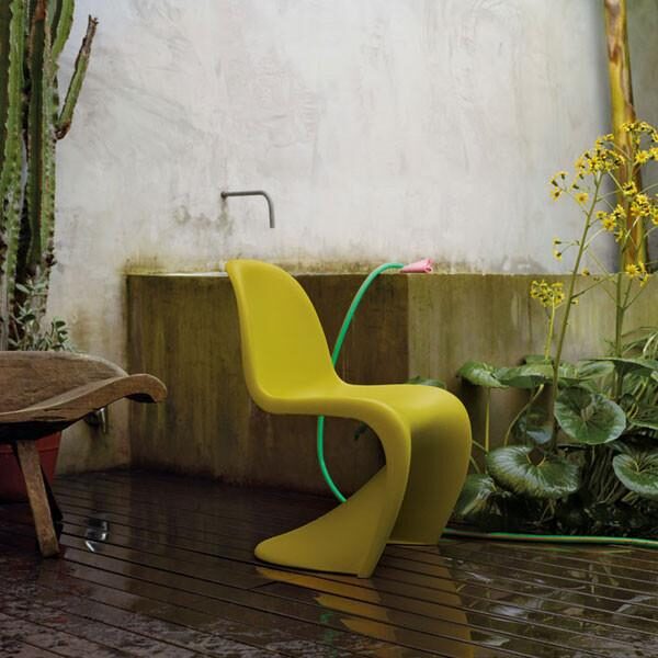 panton-chair-chartreuse-insitu_1_grande.jpg