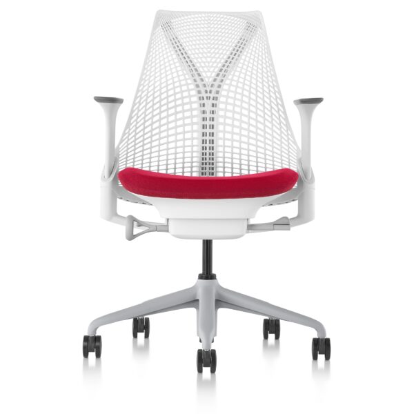 Sayl radna stolica by Herman Miller